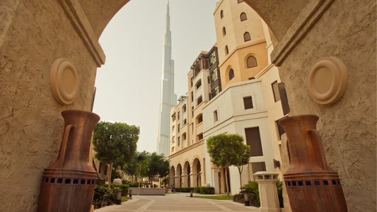 Le Free Zone degli Emirati Arabi Uniti: Scegliere la Location Ideale