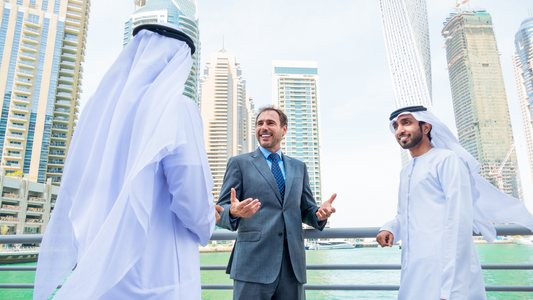 Strategie di Ingresso e Vendita: Come Conquistare il Mercato negli EAU e in Arabia Saudita