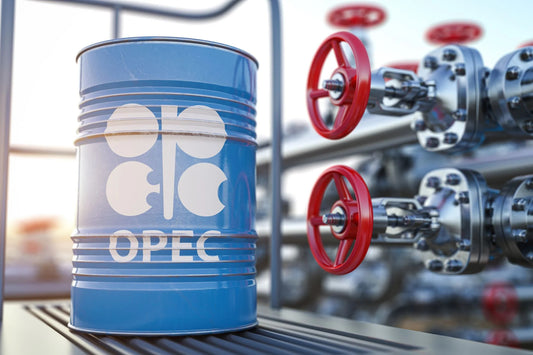 Il mercato petrolifero si prepara alle decisioni dell’OPEC mentre i prezzi del greggio salgono